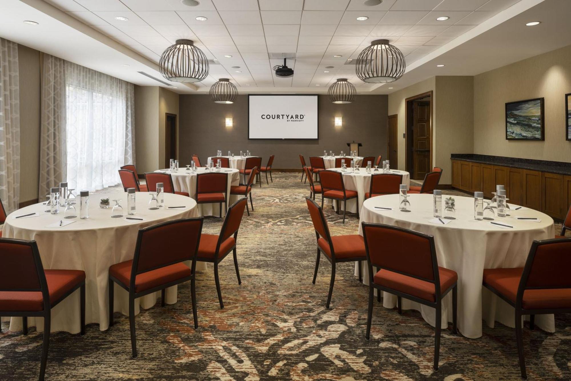 Courtyard By Marriott Santa Barbara Goleta Hotell Eksteriør bilde