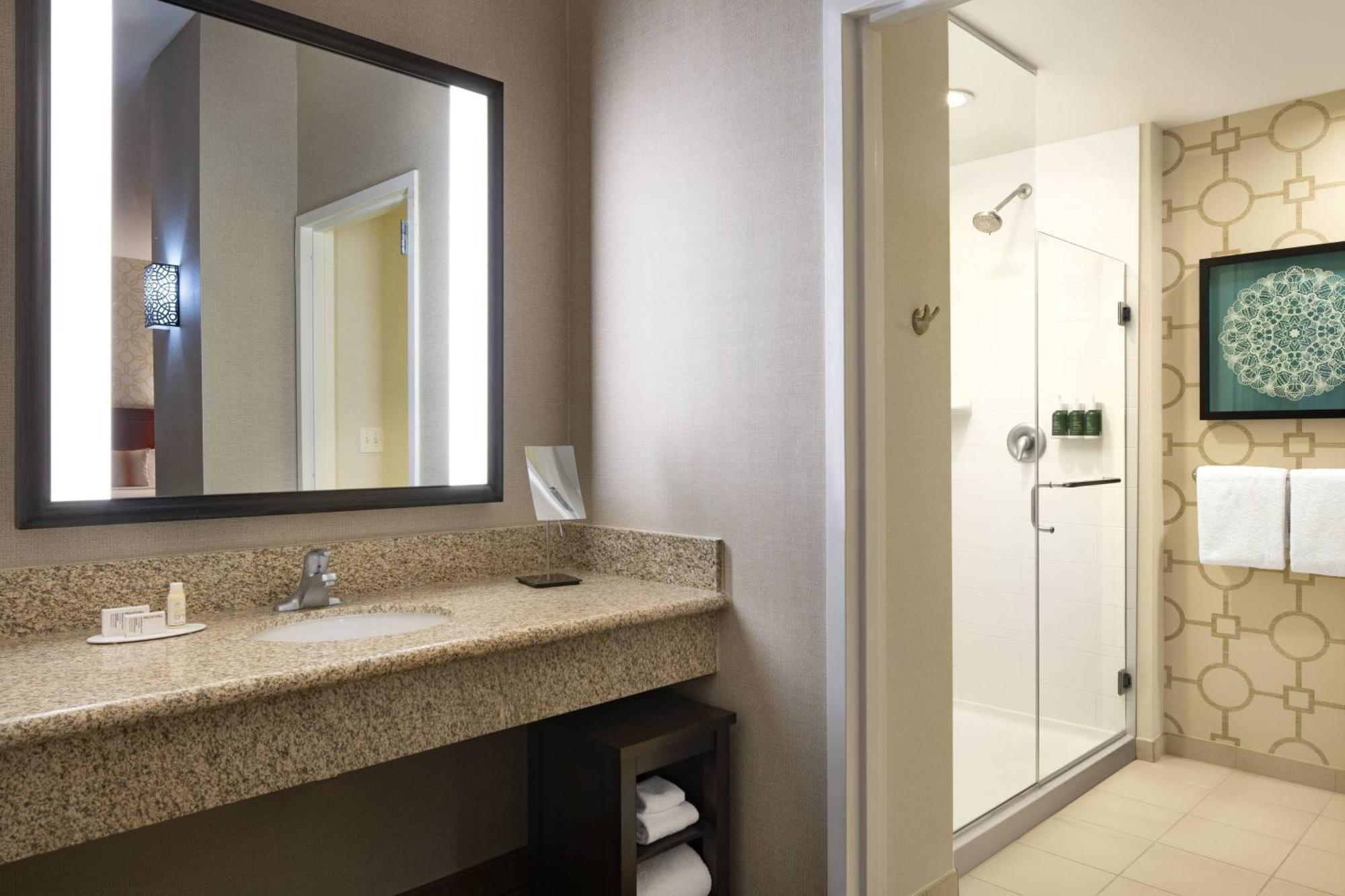 Courtyard By Marriott Santa Barbara Goleta Hotell Eksteriør bilde