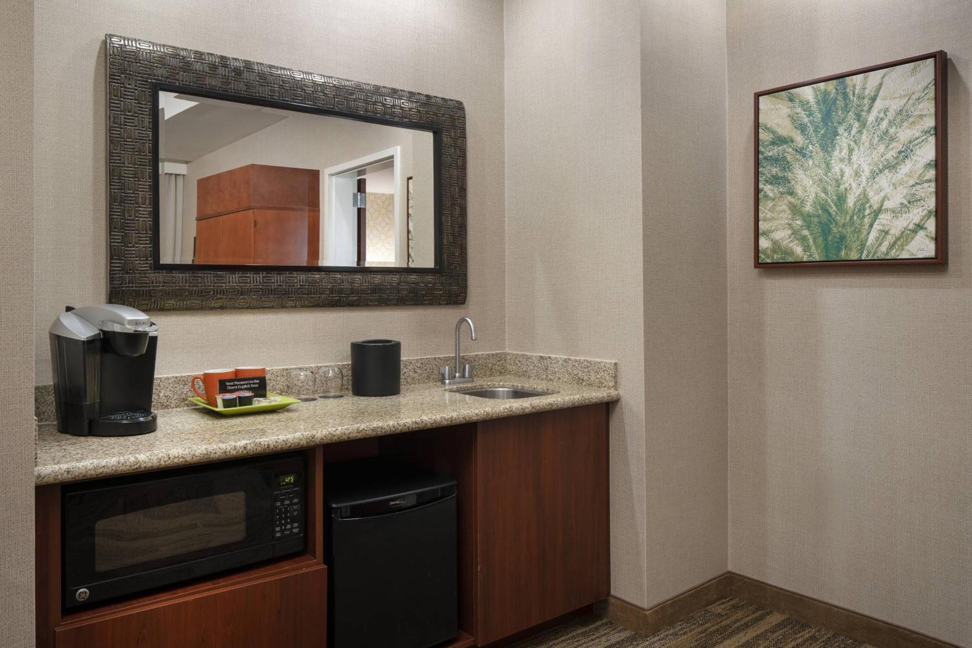 Courtyard By Marriott Santa Barbara Goleta Hotell Eksteriør bilde